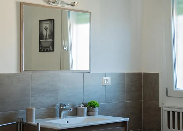 Made In Bo - Pensión 4*